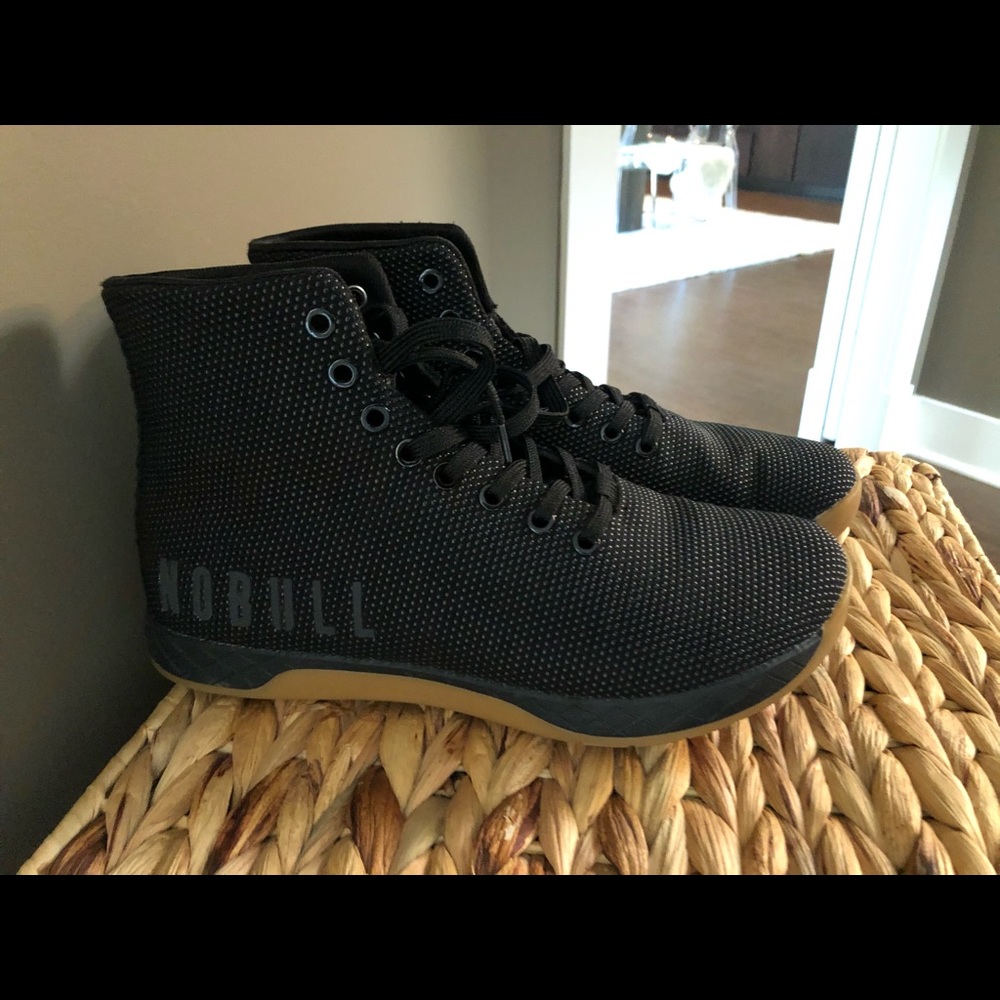 NoBull Women’s Hightops Size 9, Black